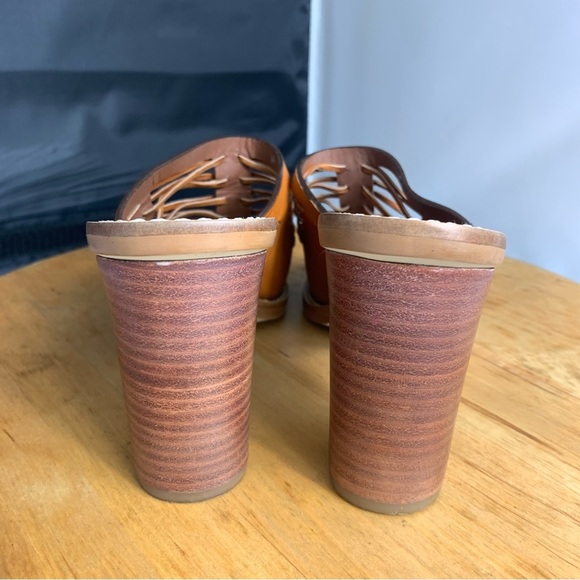 J. CREW Sandals Womens Sz 7.5 Marlow Tan Brown Woven Huarache Mule Heel Leather - Picture 11 of 11